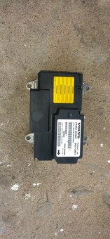 Volvo v50 2,4d D5 2007 automat - 5