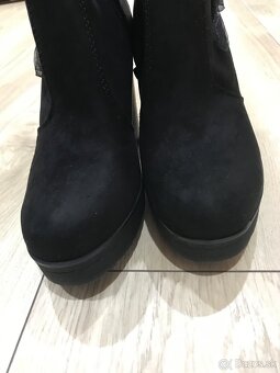 Semišové elegantné čižmy, veľkosť 36 - 5