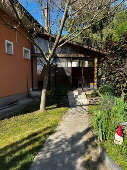 PREDAJ : Rodinný dom s bazénom - 5