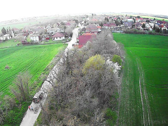 ELIÁŠOVCE okres Dunajská Streda - NA PREDAJ pozemok na konci - 5
