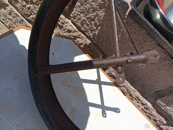 Predám nádherný zadný blatník na čz 125 B,T - 5