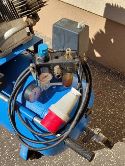 Vzduchový kompresor Elektra Beckum 90l 3kW - 5