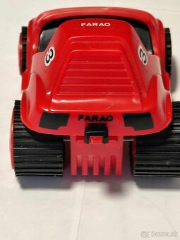 retro autíčko na zotrvačník - 5