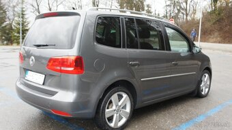 Volkswagen Touran 1,6TDi DSG Highline - 5