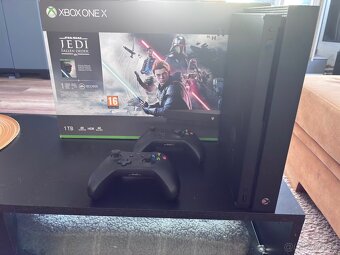 Xbox One X 1TB - 5
