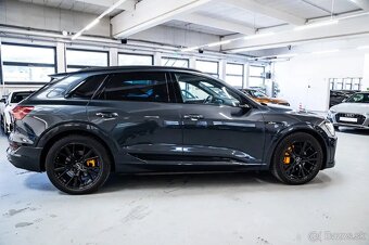 Audi E-tron - 5