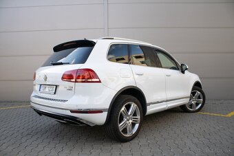 Volkswagen Touareg 4x4, Regulace tuhosti a výšky podvozku - 5