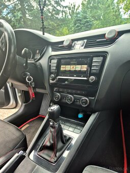 ŠKODA OCTAVIA 3 RS 2.0 TDI 135 kw Challenge - 5