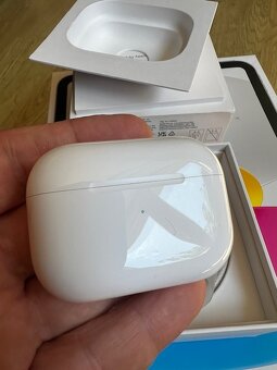 Apple AirPods Pro (2. generácie) s MagSafe puzdrom (USB-C) - 5