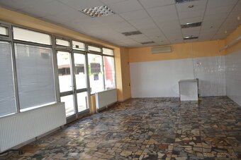 HOLÍČ na predaj budova v blízkosti centra mesta - 5
