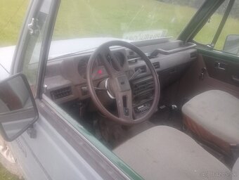 Mitsubishi Pajero 1 - 5