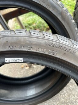 225/40/19 Pirelli Sottozero 3 - 5