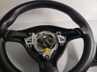 MK4 R32 VOLKSWAGEN KOŽENÝ VOLANT - 5