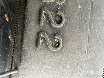 235/45 r18 - 5