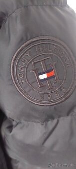Damska bunda Tommy Hilfiger Th Ess Tyra velkost M - 5