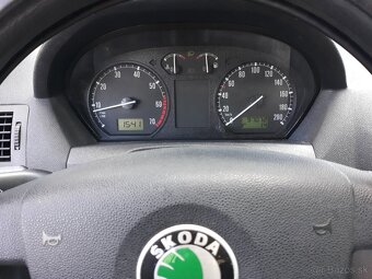 Predám škoda fabia 1.2 40kw rok 2004 - 5