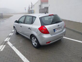 Predam Kia Ceed 1,4 16v cvvt 77kw benzín Klíma Hatchback - 5