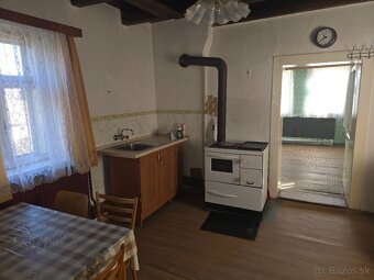 3-izbová chalupa so záhradou a vedľajšou budovou v Hrašnom - 5