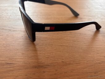 Slnecne okuliare Tommy Hilfiger - 5