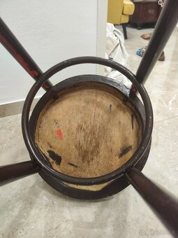Stolička na renováciu - 5