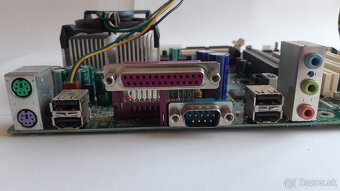 Zakladna doska Intel D815EEA2 /D815EPEA2 - 5