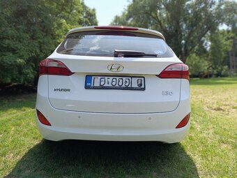 Hyundai i30 CW 1.6i CRDi, výbava: Family - 5