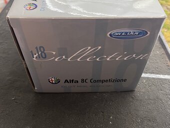 1:18 ALFA ROMEO 8C Competizione - Welly - 5