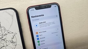 Apple iPhone 11 RED product 64GB - nová batéria - 5