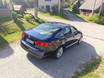 VW Jetta 1.2TSI - 5
