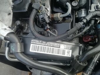 Motor 2,0 tdi 110 kW CKF comonreal volkswagen group - 5
