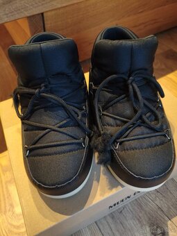Moon boot - 5