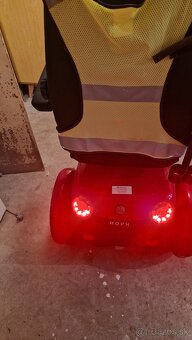Predám invalidný vozík - 5