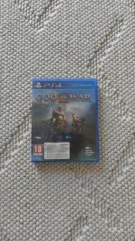 PlayStation 4 pro - 5