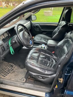 Jeep Grand Cheroke 2,7 - 5