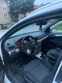 opel astra H - 5