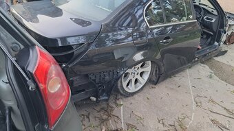 Ponúkam náhradné diely rozpredam auta po častiach - 5