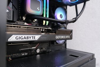 Herný PC, Ryzen 7 7800X3D, RTX 5070 Ti, 32GB RAM, SSD - 5
