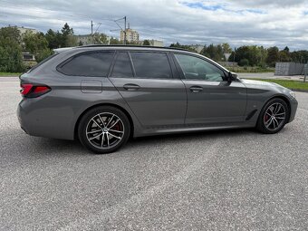 BMW 520xdrive Mpacket - 5