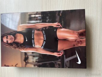 Nike pro - 5