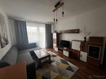 SIMI real - prenájom 1 izbový byt s balkónom - zariadený - 5