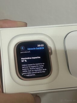 PREDANÉ Dobrý deň Ponúkam na predaj Apple Watch 10 42mm - 5