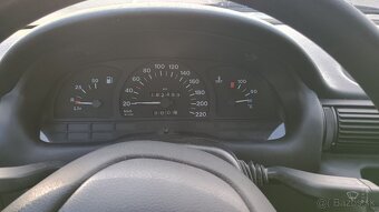 Predám Opel Astra Classic 1.6 s takmer novými pneumatikami - 5