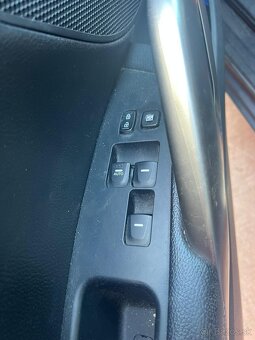 Rozpredám na diely Hyundai Veloster 1.6 GDi G4FD - 5