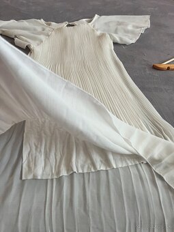 Plysované šaty biele - 5