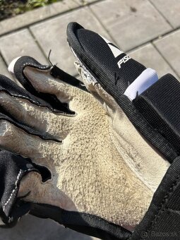 Hokejové rukavice 14” - 5