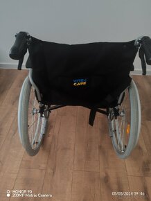 Predám málo používaný invalidný vozik - 5