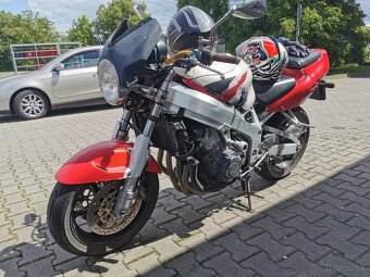 Honda CBR 900 rr - 5