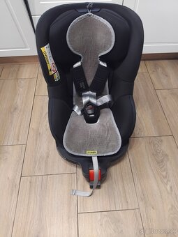 Predám autosedačku Britax Römer Dualfix M i-size do 18kg - 5