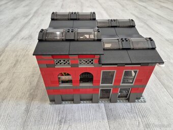 LEGO 10027 VLAK 9V - Train Engine Shed - 5