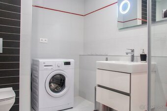 PRENÁJOM 2 izb. bytu - Špitálska, BA - Staré Mesto, 56 m2 - 5